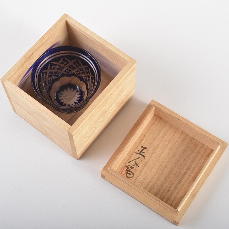 正人作 クリスタルガラス 切子 酒盃 共箱 N 6284