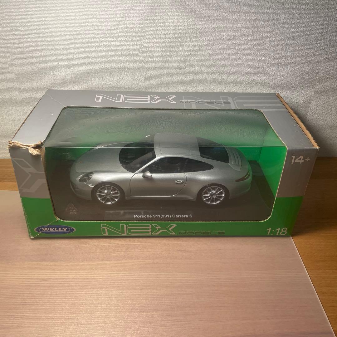 ミニカー Welly Porsche 911 (991) Carrera S 1/18