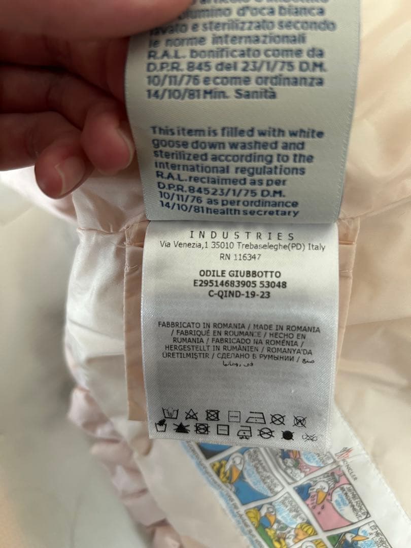 モンクレール　ベビー　ダウン　ピンク