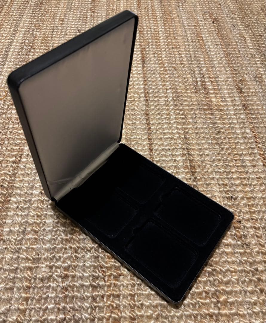 Lighthouse スラブケース 4枚収納用（NGC/PCGS対応） スラブコインケース 4枚用 ライトハウス 新品 NGC PCGS - メルカリ