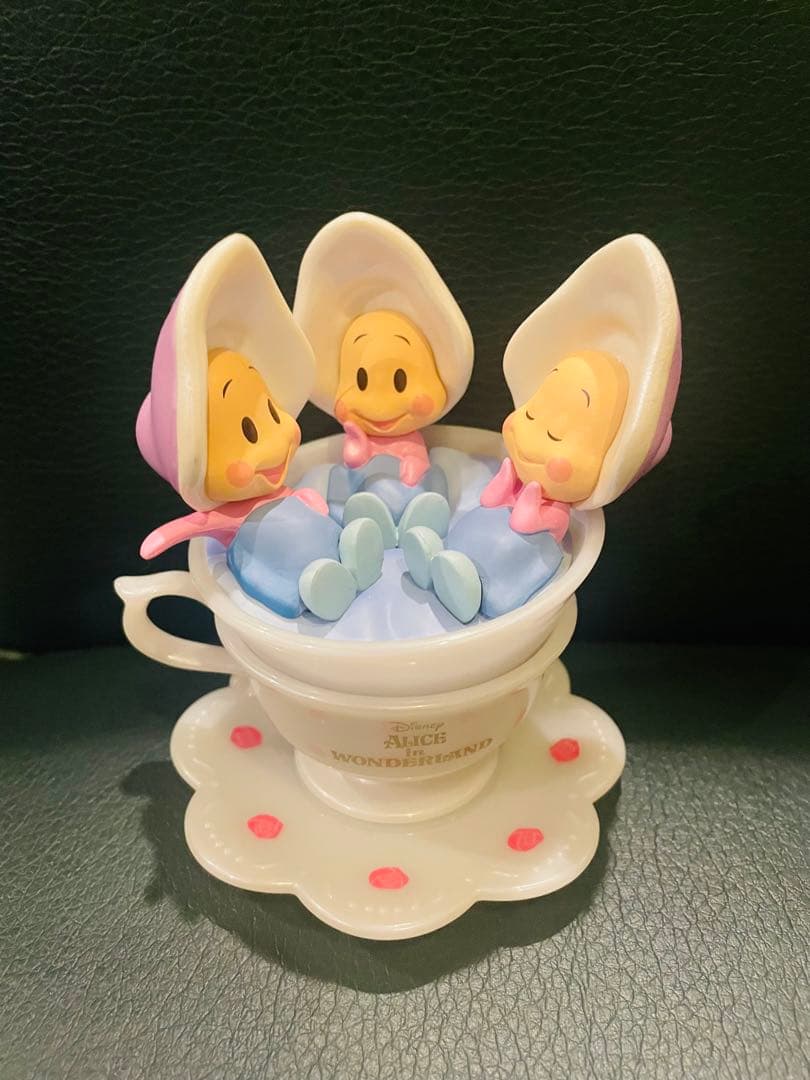 ディズニー ふしぎの国のアリス 一番くじ ヤングオイスター フィギュア