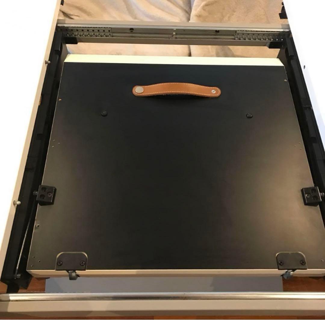 ポーコンセプト　ミラノ　テーブル