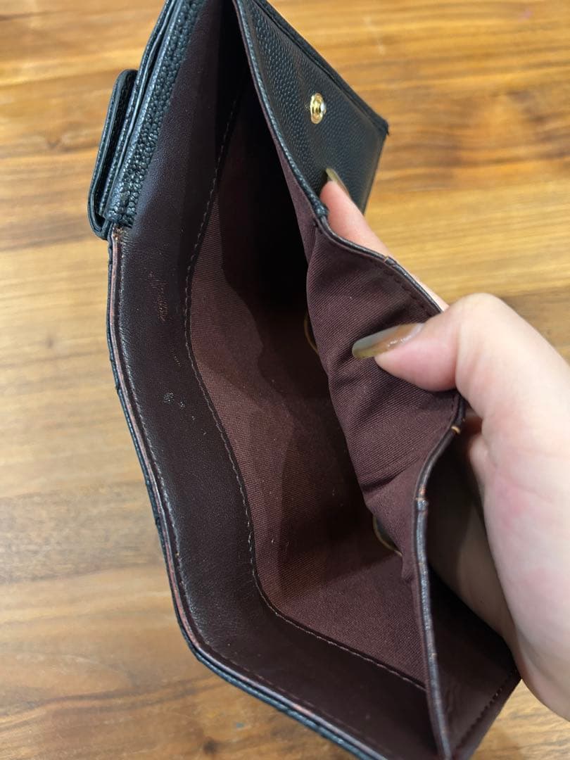 三つ折り 財布 CHANEL 黒