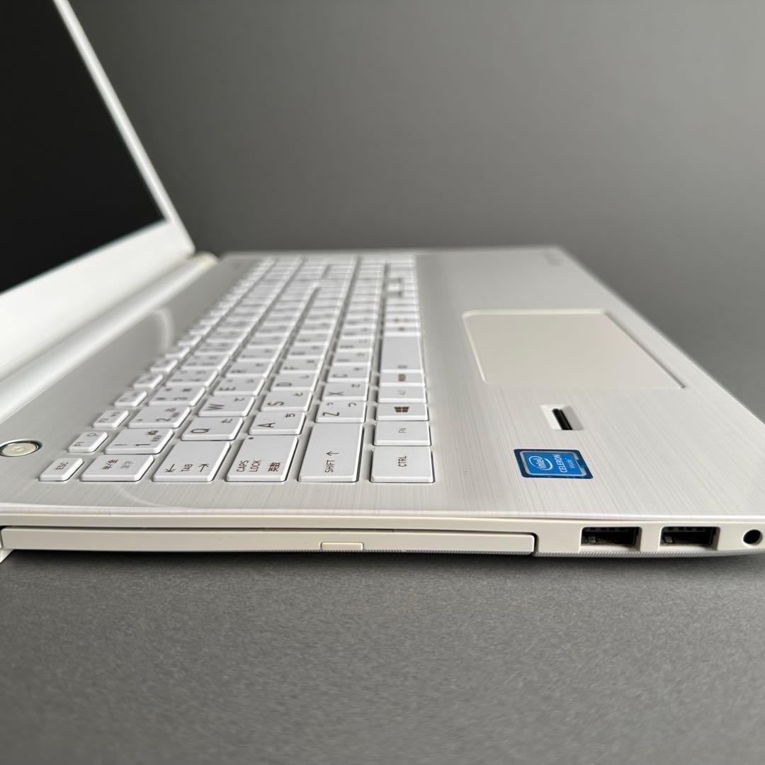 特大1TB✨️カメラ付きホワイトノートパソコン/東芝ダイナブック