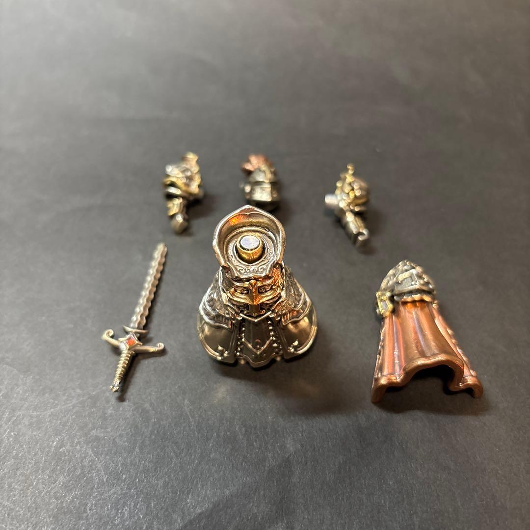 メタルフィギュア フィジェットトイ　EDC ハンドスピナー　十字軍騎士団