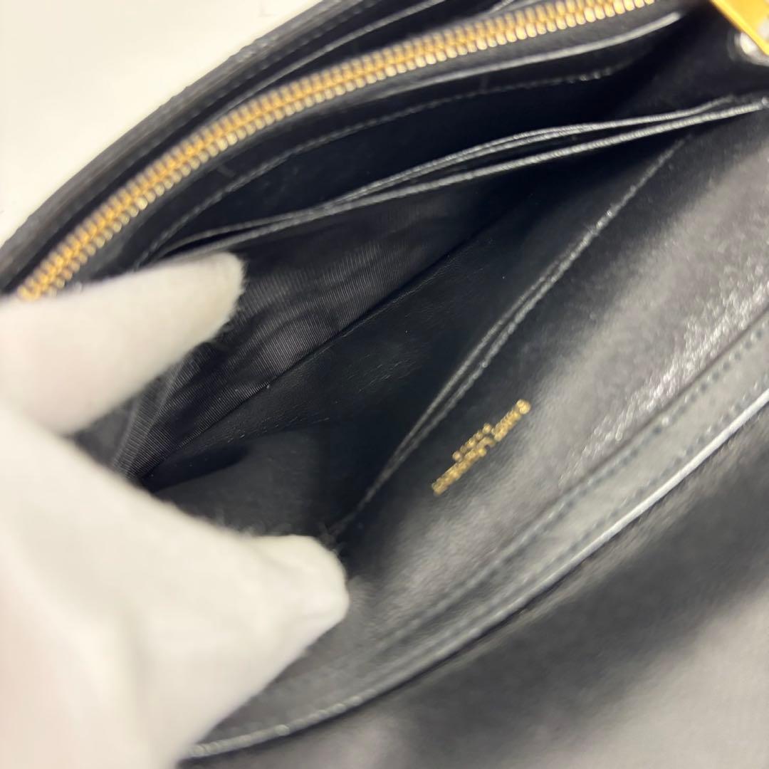 専用サンローラン　ベッキー キルティング　チェーン　バッグ　YSLロゴ金具