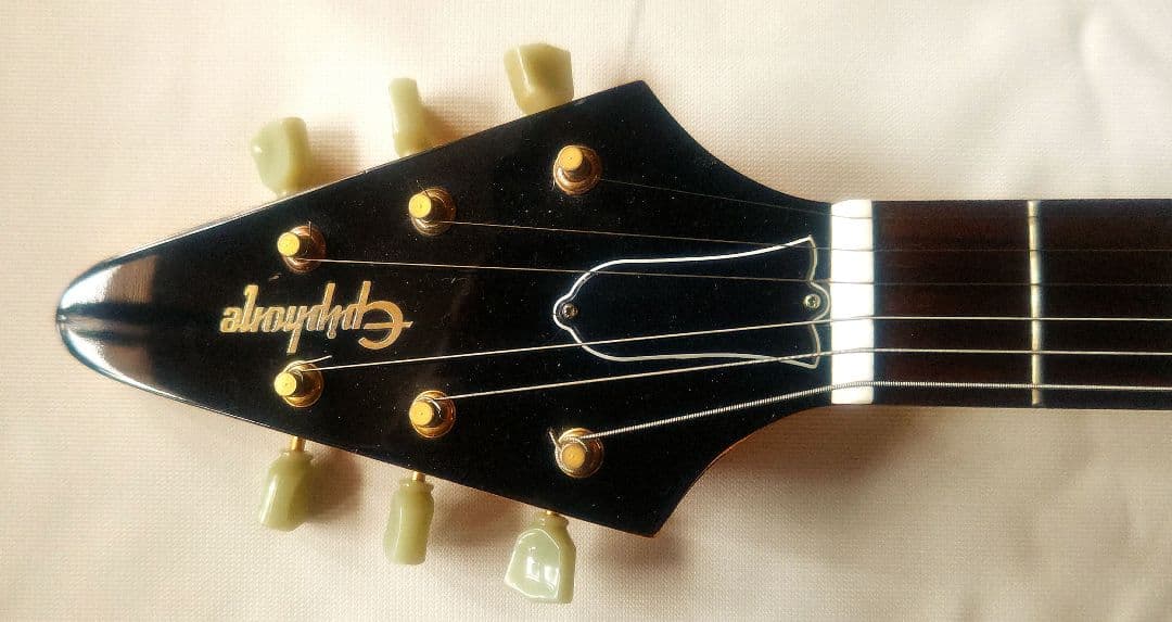 エピフォン・フライングⅤ 　５８コリーナ 韓国製