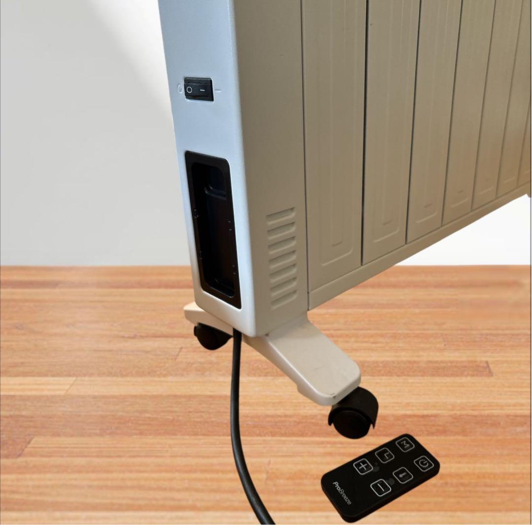 送料込み ProBreeze オイルレスヒーター ホワイト