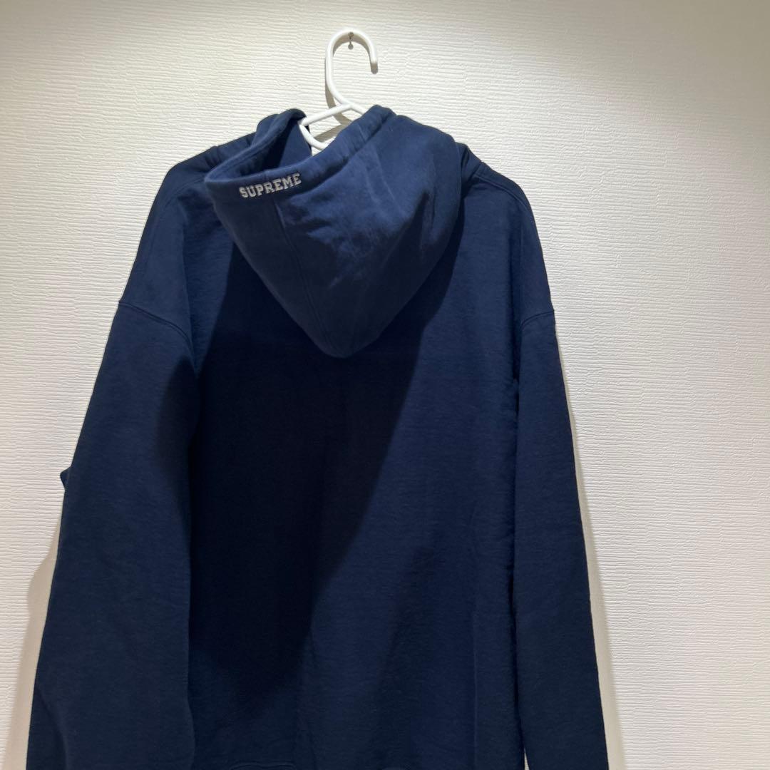 シュプリームネイビー フルジップパーカー
