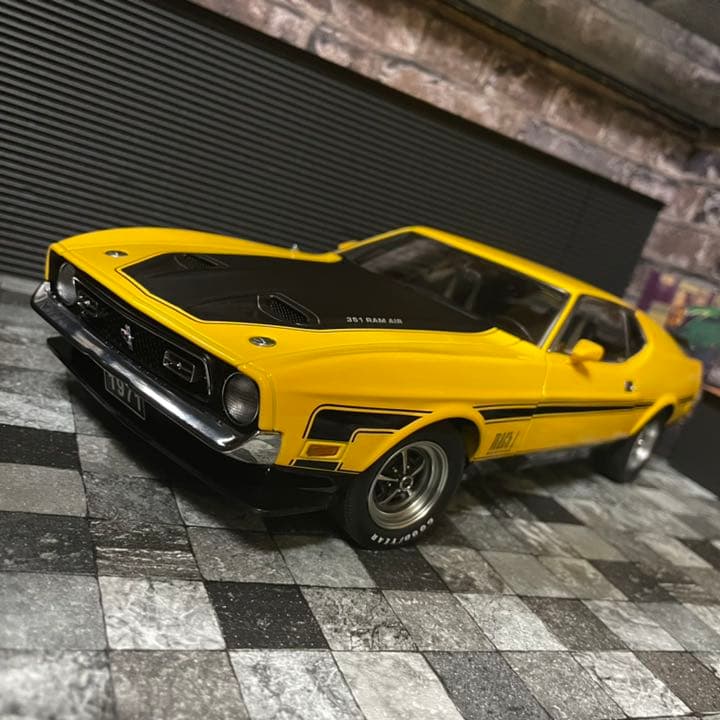 1/18 AUTOart フォード マスタング マッハ1 1971