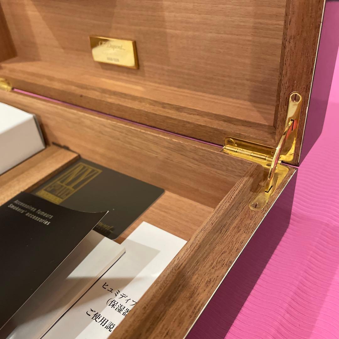 S.T.デュポン　エレガントな漆器のヒュミドール- 2007 年限定版 -