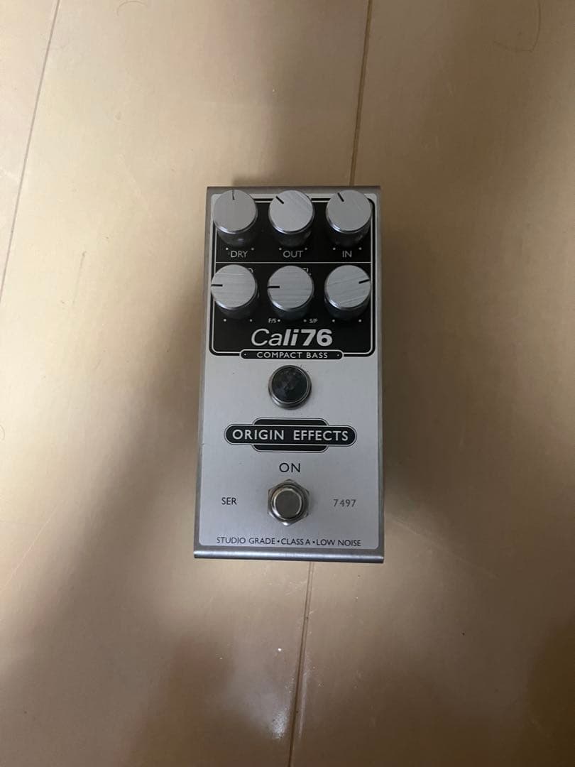 ギター Cali76 Compact Bass