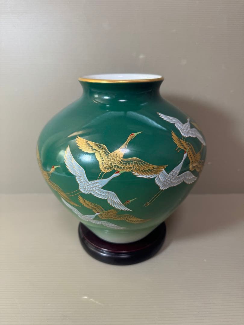 2792 香蘭社　金彩鶴文　花瓶　花台付　未使用 2792 香蘭社 金彩鶴文 花瓶 花台付 未使用