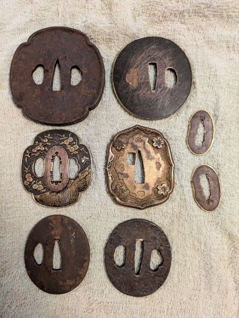 薄*明様 鍔(つば) 8個セット　刀　日本刀　アンティーク　コレクション