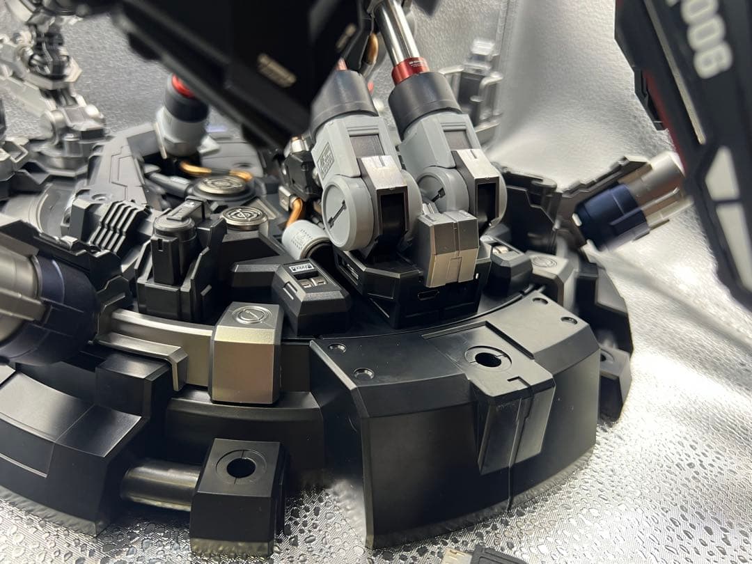 【海外製】Zガンダム1/35ガンプラLED発光(完成品)