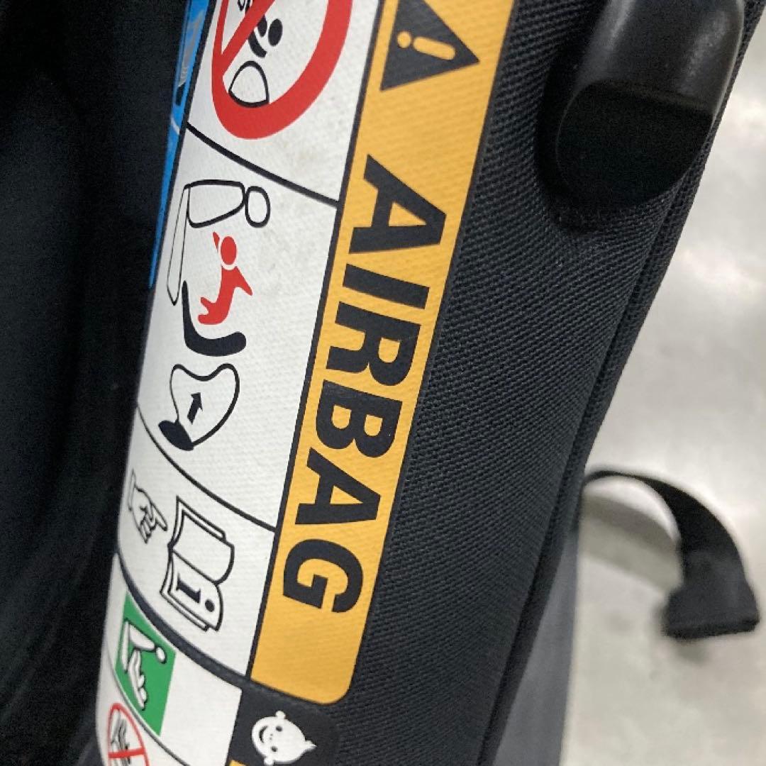 美品　MAXI-COSI チャイルドシート アクシスフィックス プラス