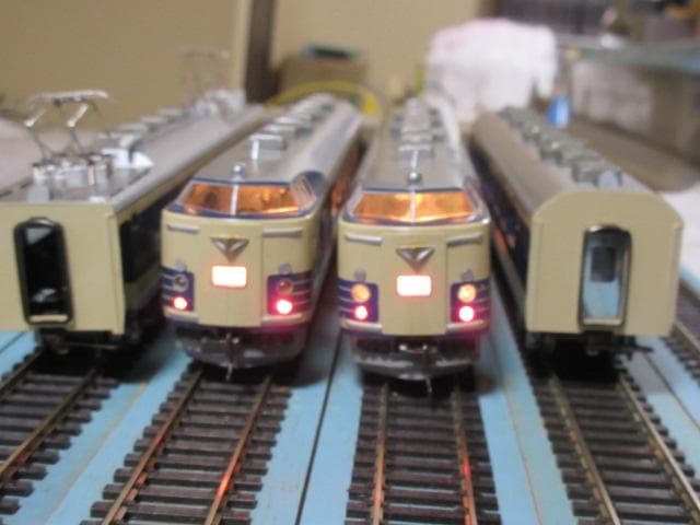 国鉄 寝台特急電車 581系 4両セット HOゲージ　（金属製・カツミ製） Yahoo!オークション -「581系」(HOゲージ) (鉄道模型)の落札相場・落札価格