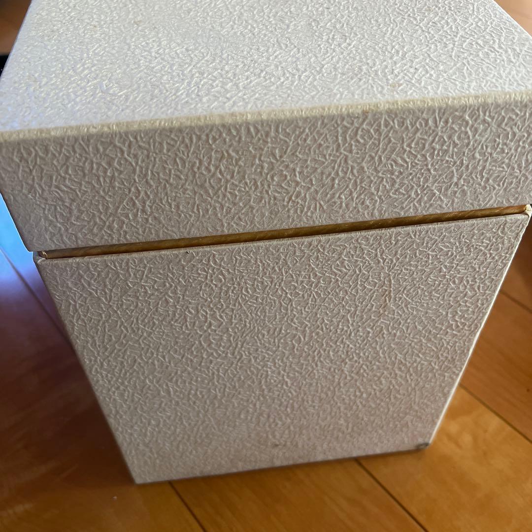 硝子工芸の人気作家岩田久利作【赤華文壺】21cm