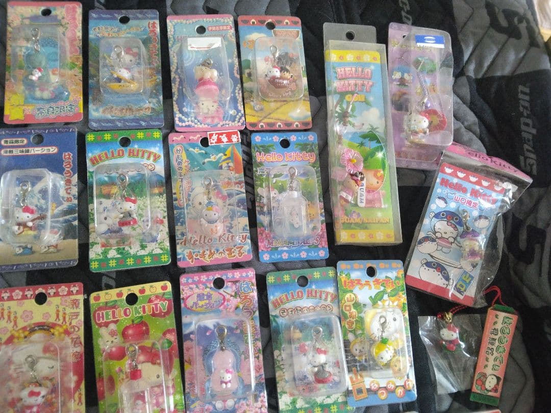 ご当地ハローキティ キーホルダーコレクション 49種