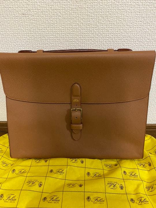 高級 フェリージ Felisi ブリーフケース レザー ピッグスキン コニャック