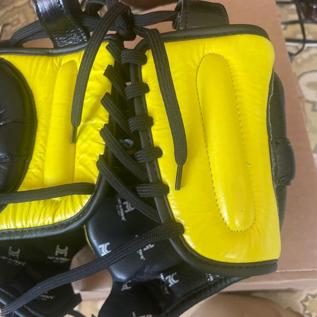 大幅値下げ！国内未入荷！！Hit N Move ヘッドギア 新品！！！