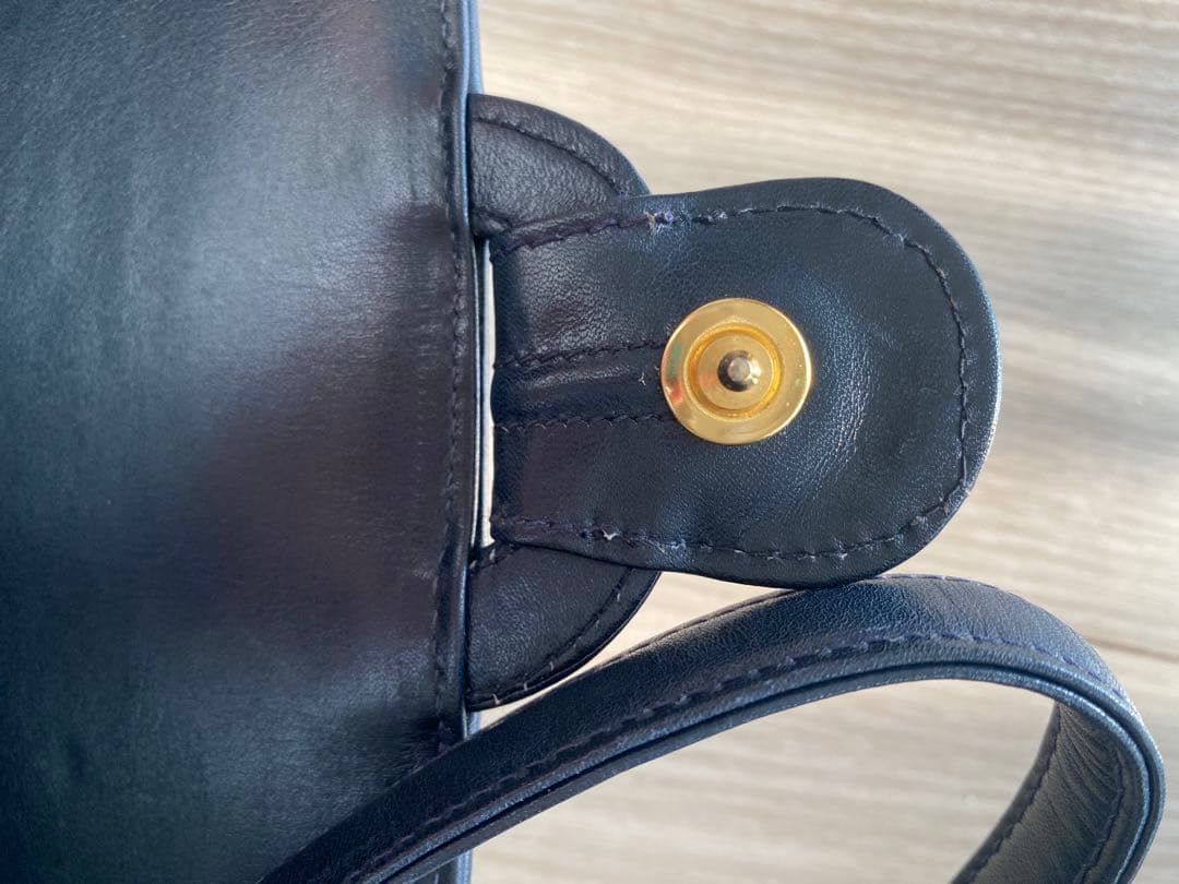 GUCCI GGパターン ショルダーバッグ ネイビー/アイボリー