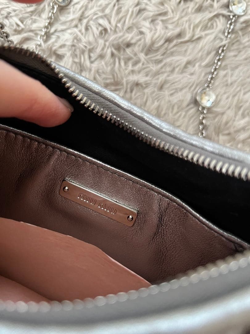 miu miu シルバー　ミニバッグ