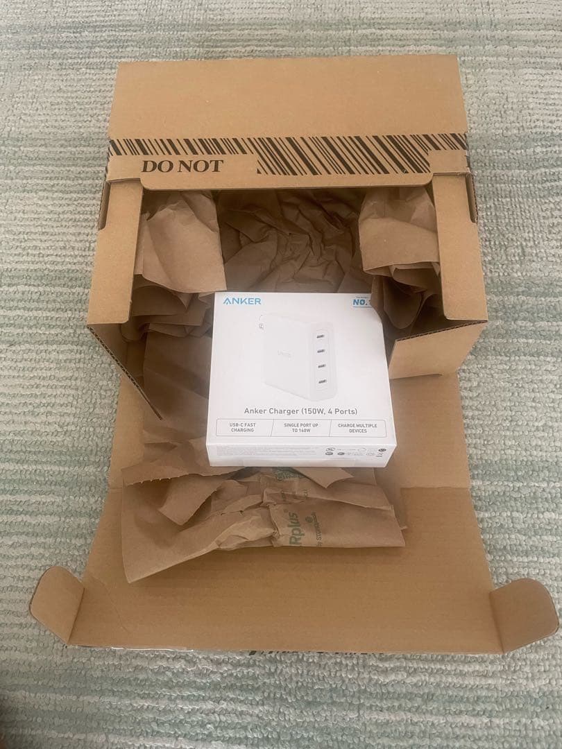 【新品未開封】充電器　Anker Charger (150W、4ポート)
