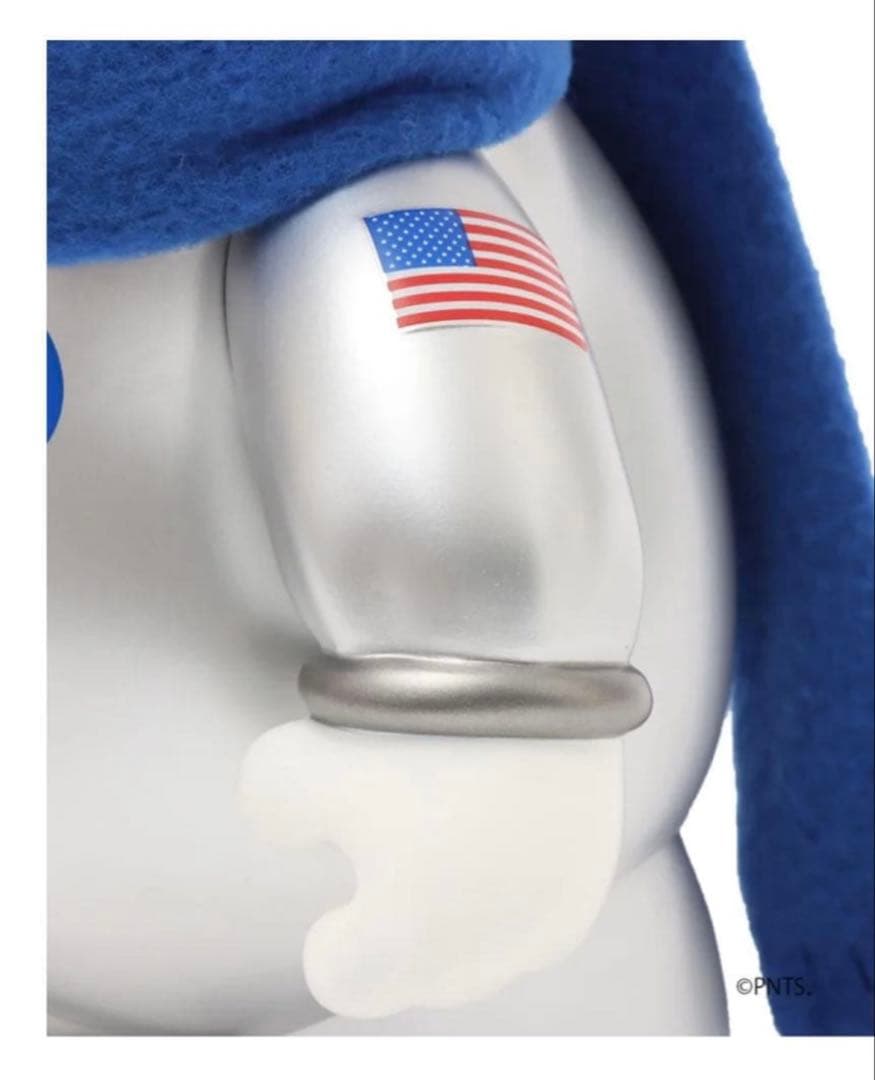 atmos限定150体 SNOOPY SILVER SPACESUIT