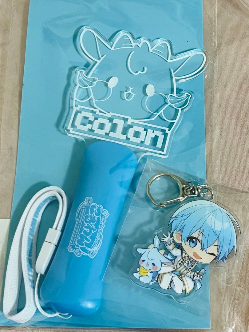 ころんくんワンマンライブ入場特典ペンライトアクキー1/4昼 - メルカリ
