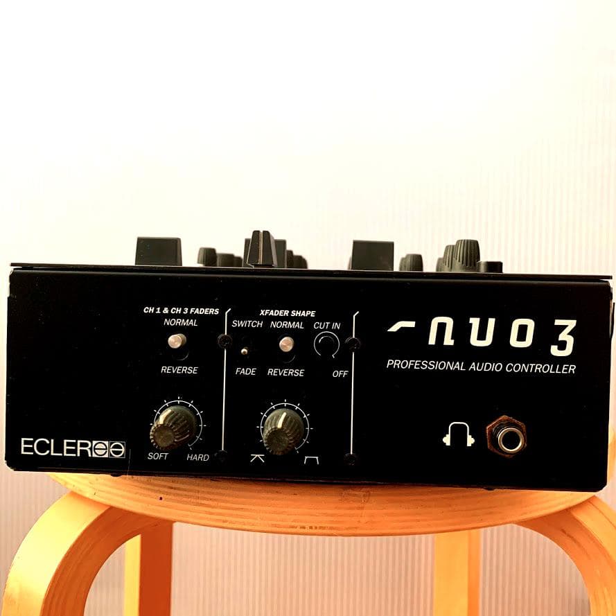最高音質 ECLER NUO 3 DJミキサー アナログ回路で極太サウンド
