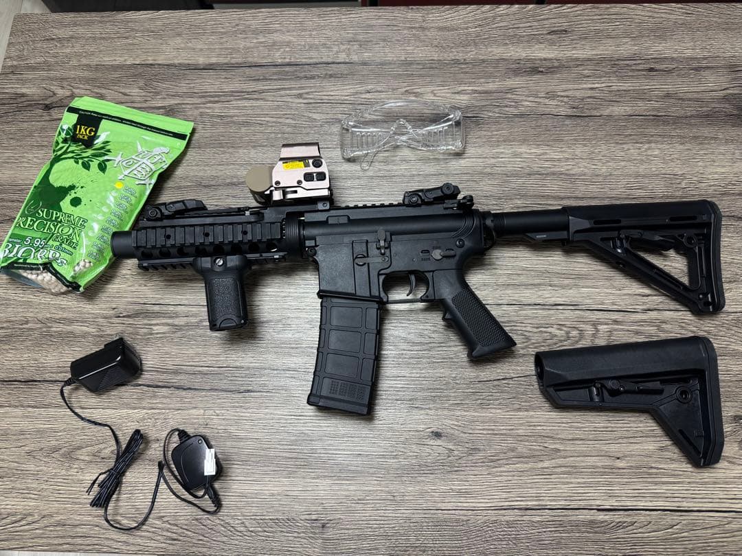 DMT-07 M4 電動ガン ライトパトリオット 付属品多数（18歳以上対象）