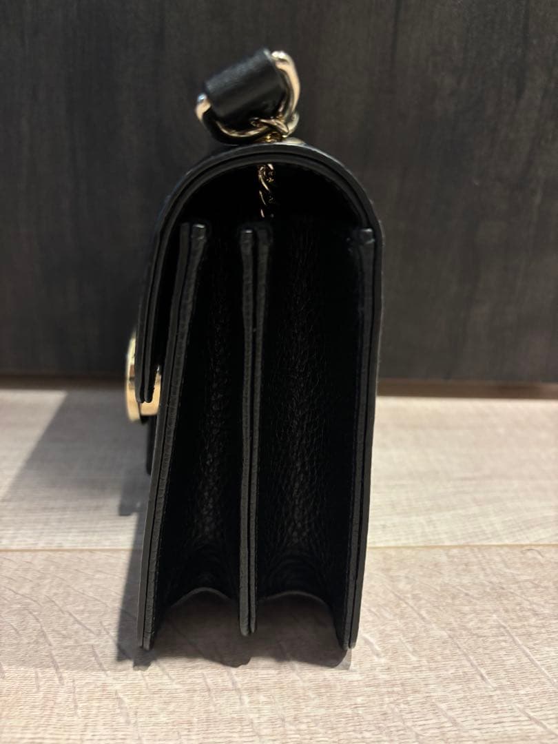 【GUCCI】インターロッキングG チェーンショルダー