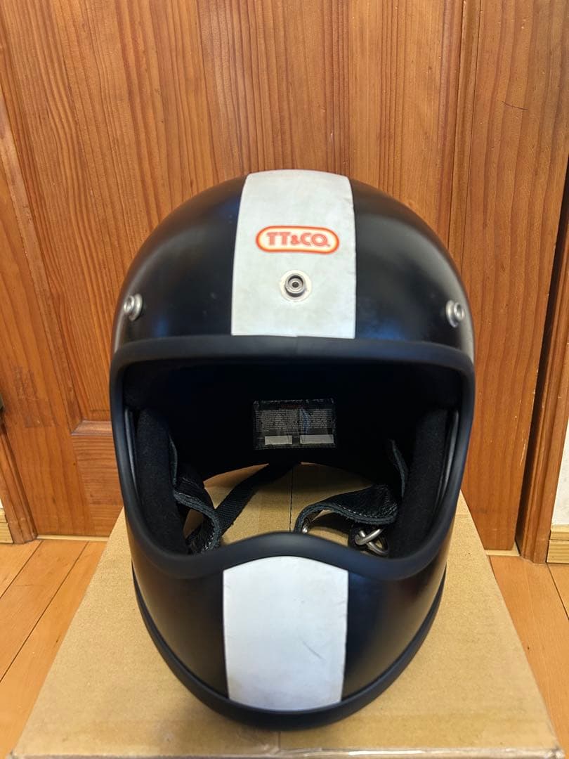 TT&COトゥーカッター ヘルメット ブラック/ホワイト