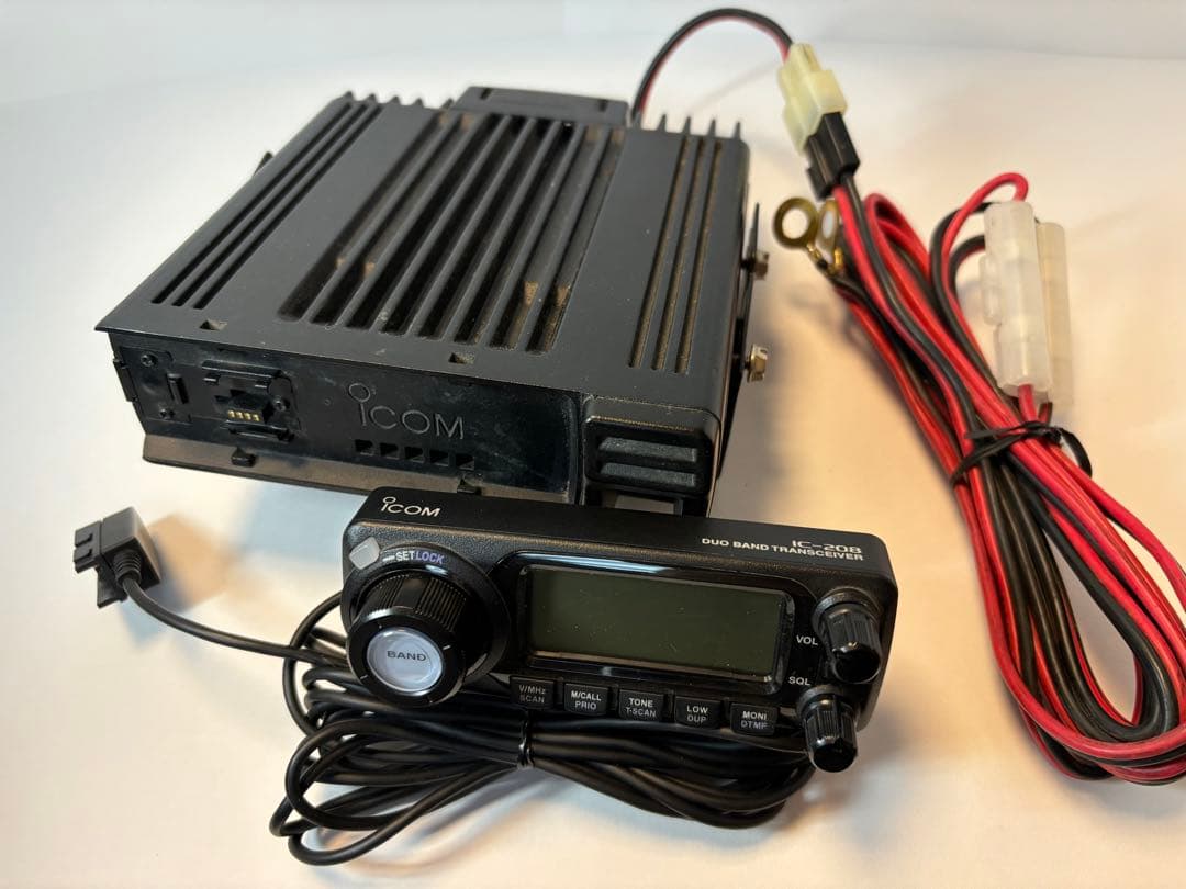 アマチュア無線機 ICOM IC-208