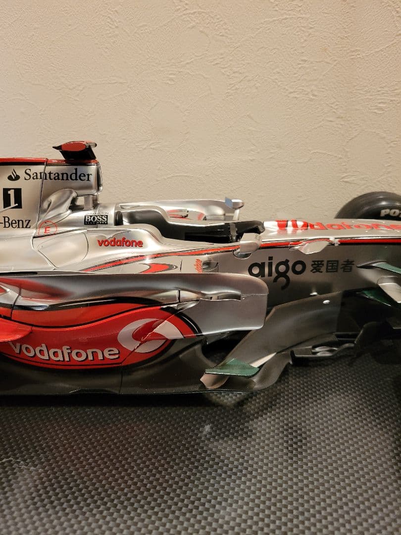 ディアゴスティーニ完成品　1/8 マクラーレンMP4-23　ハミルトン