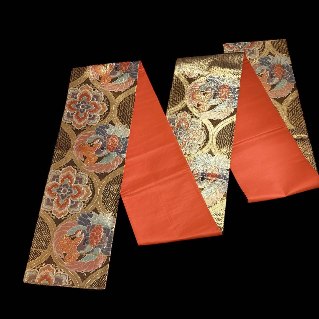 う58 煌紫モダン 洗練幾何学が映えるアンティ ク振袖 帯と セット