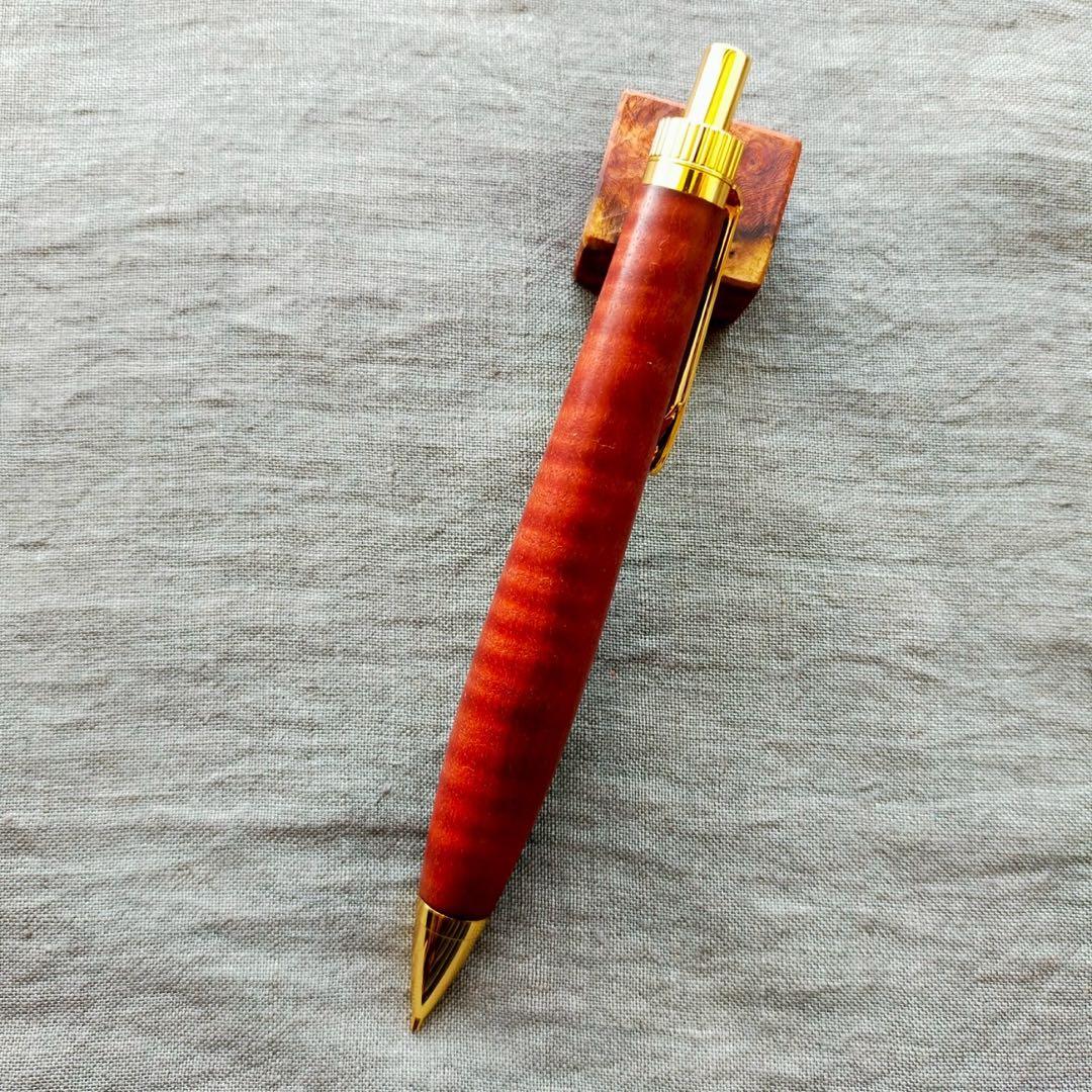 ハンドメイド　木軸シャープぺン　アマゾンジャラ縮杢　0.5mm　天然木　ゴールド