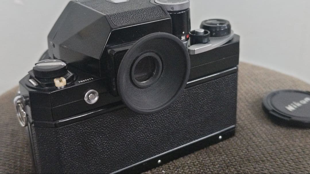 ニコンFフォトミックファインダー、実用品 50mm F1.4レンズ付、露出計OK