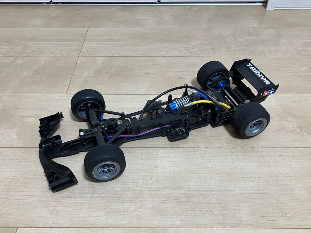 タミヤF104PRO2モーターサーボスペアパーツ付き/TA08TT02F103 - メルカリ