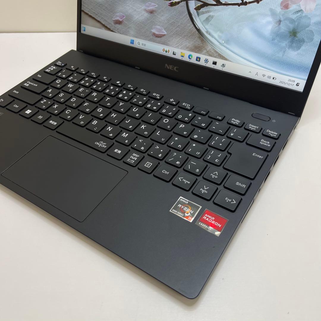 626 NEC LAVIE AMD Ryzen 3 5300U 8GB 256