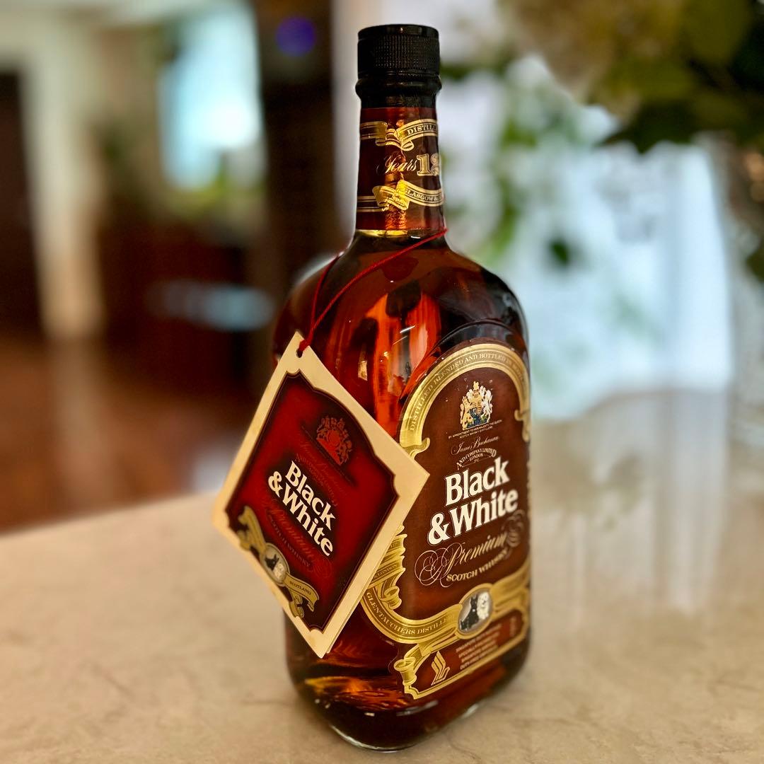 特級ウイスキー］ブラック&ホワイトBlack & Whiteプレミアム 12年
