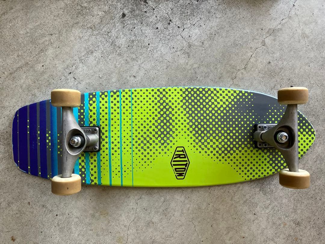 カーバー　29inch cx4トラック　名機　TRITON スケートボード