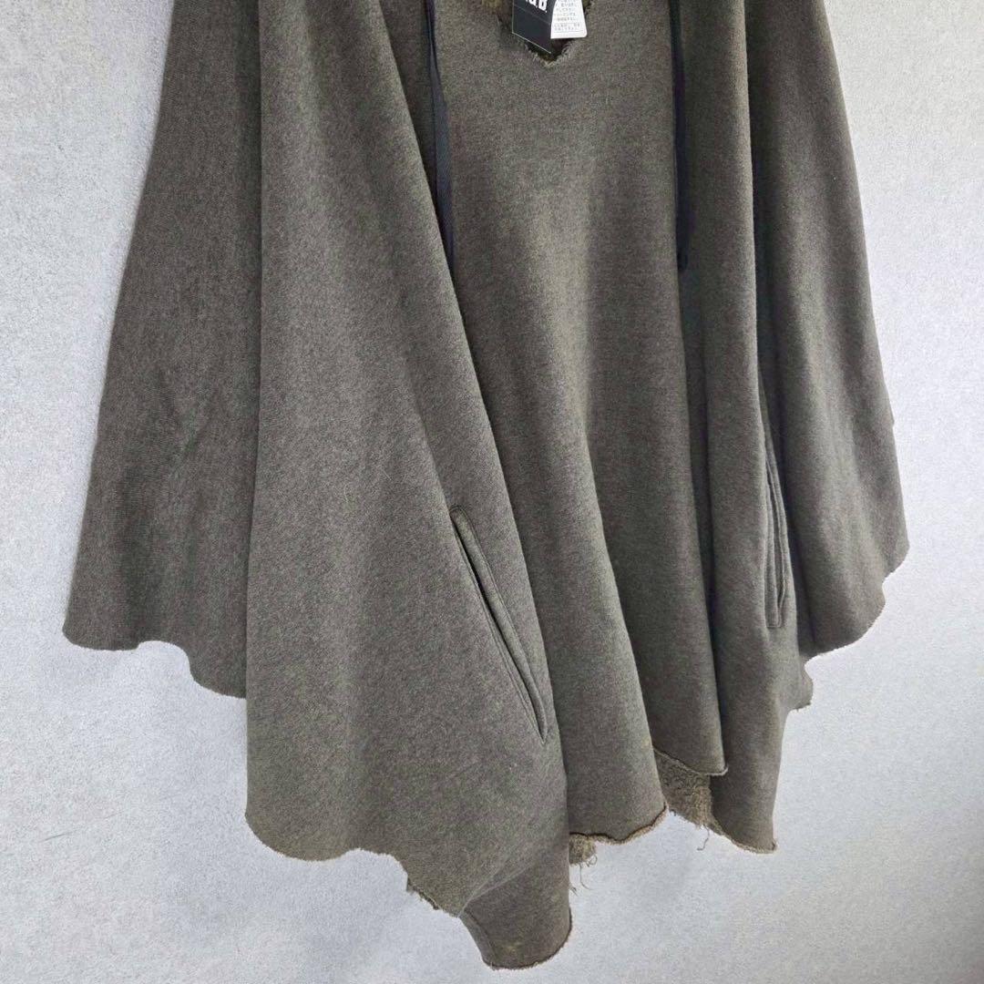 新品 L.G.B. NWT ラクーンファー ポンチョ ケープ フード パーカー