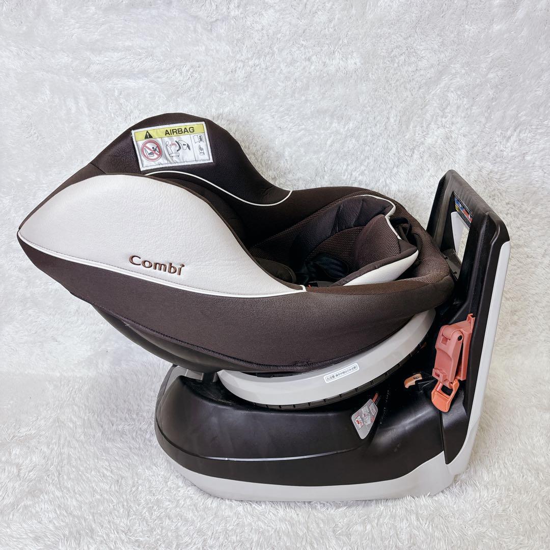 極美品　コンビ　ネルーム　Lite チャイルドシート　新生児対応　360度回転