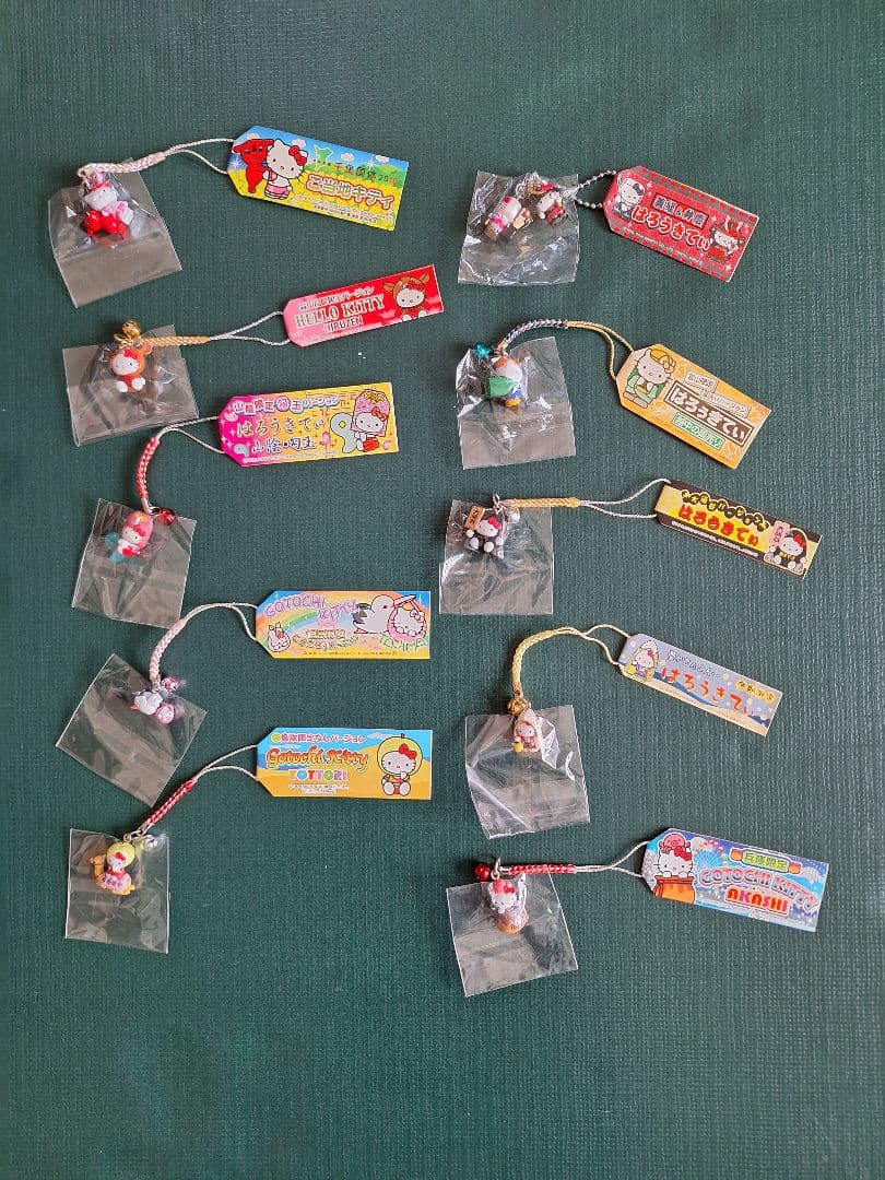 キティストラップ　ご当地キティストラップ１５０種１５０固以上