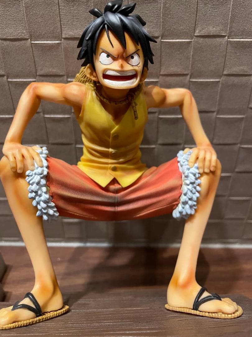 ワンピースフィギュア　頂上決戦ルフィ　　　白髭海賊団との共闘　送料無料