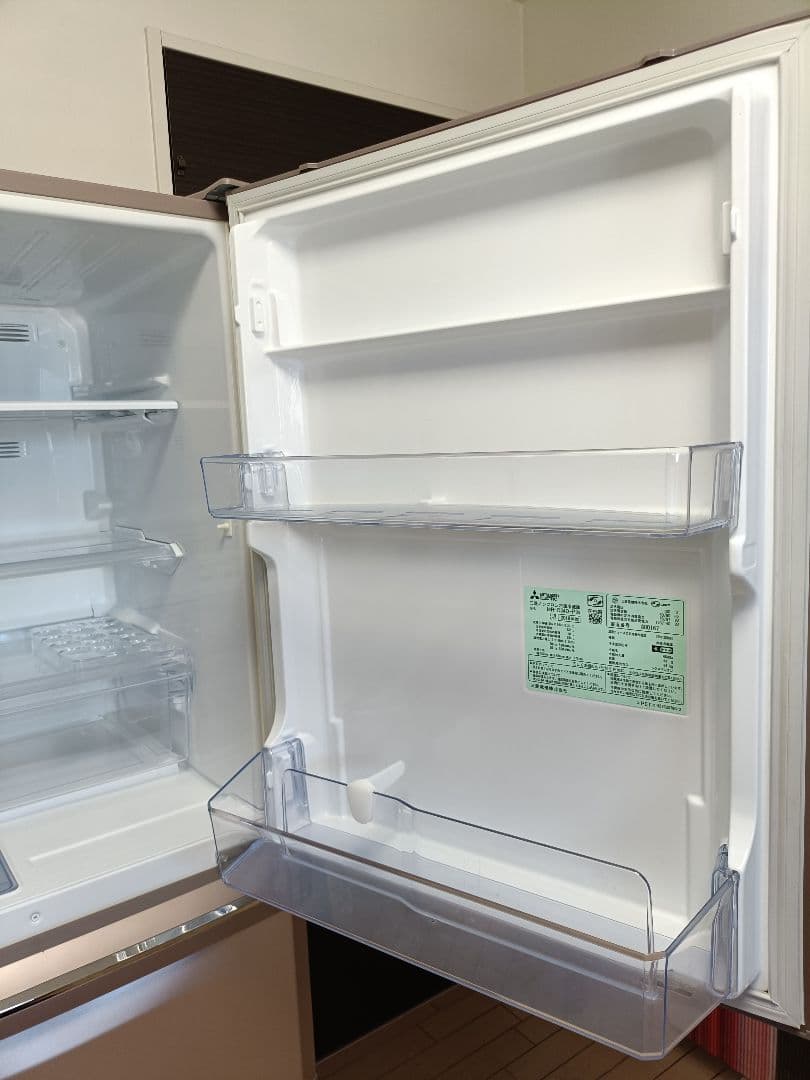 三菱ノンフロン冷凍冷蔵庫MR-C34D-P形　2018年製