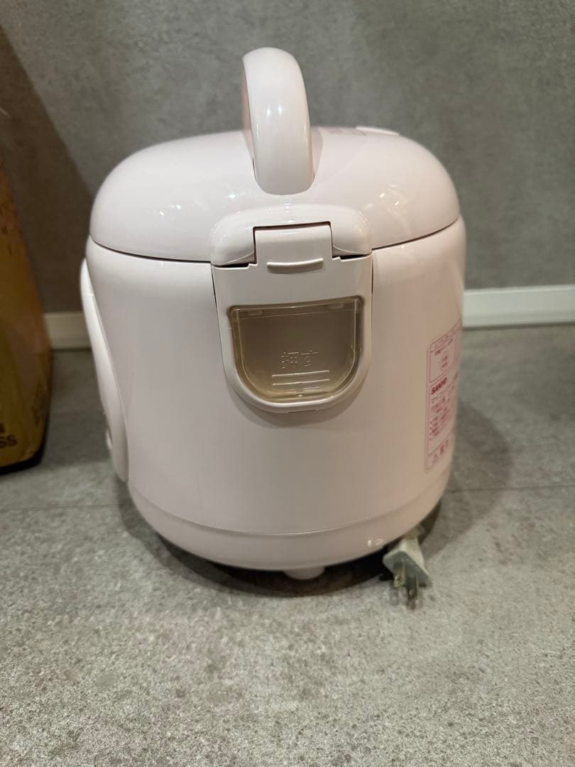 SANYO ECJ-KT40 ハローキティ炊飯器 0.72L