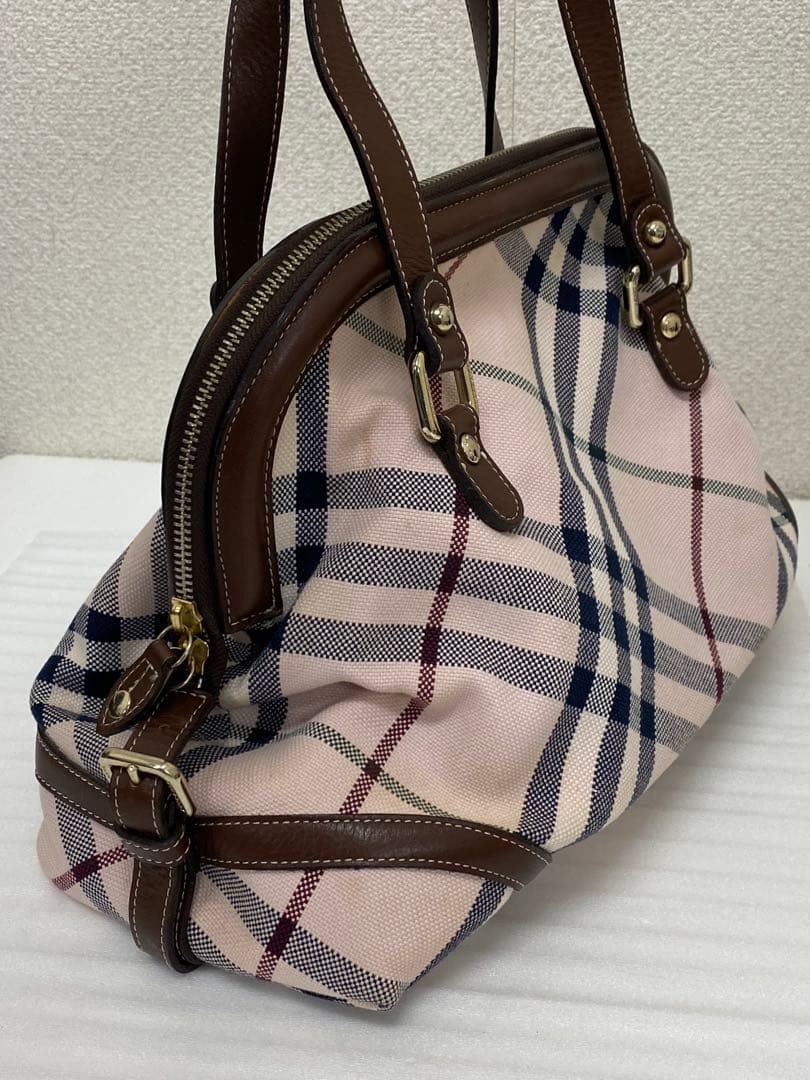 3-3202 Burberry ブルーレーベルのノバチェック柄キャンバス
